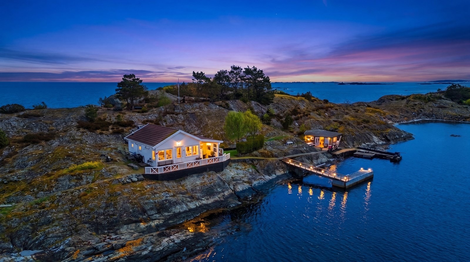 EiendomsMegler1 ved Thor Petter Curtis Mælandsmo presenterer Tonerhavna 20! Foto Inbovi Galleribilde