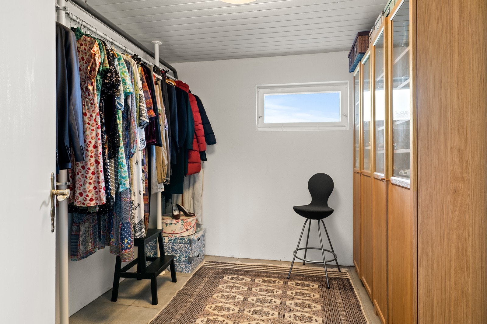 Eget walk-in rom i underetasjen Galleribilde