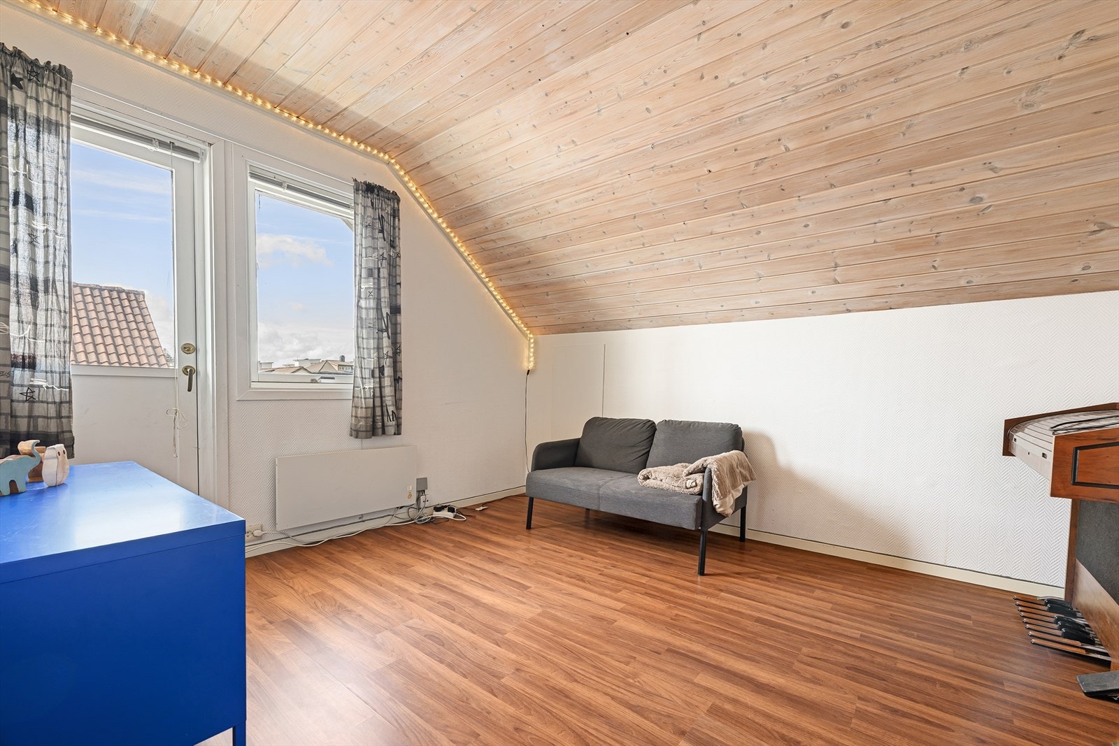 Fra dette soverommet er det utgang til en egen balkong. Galleribilde