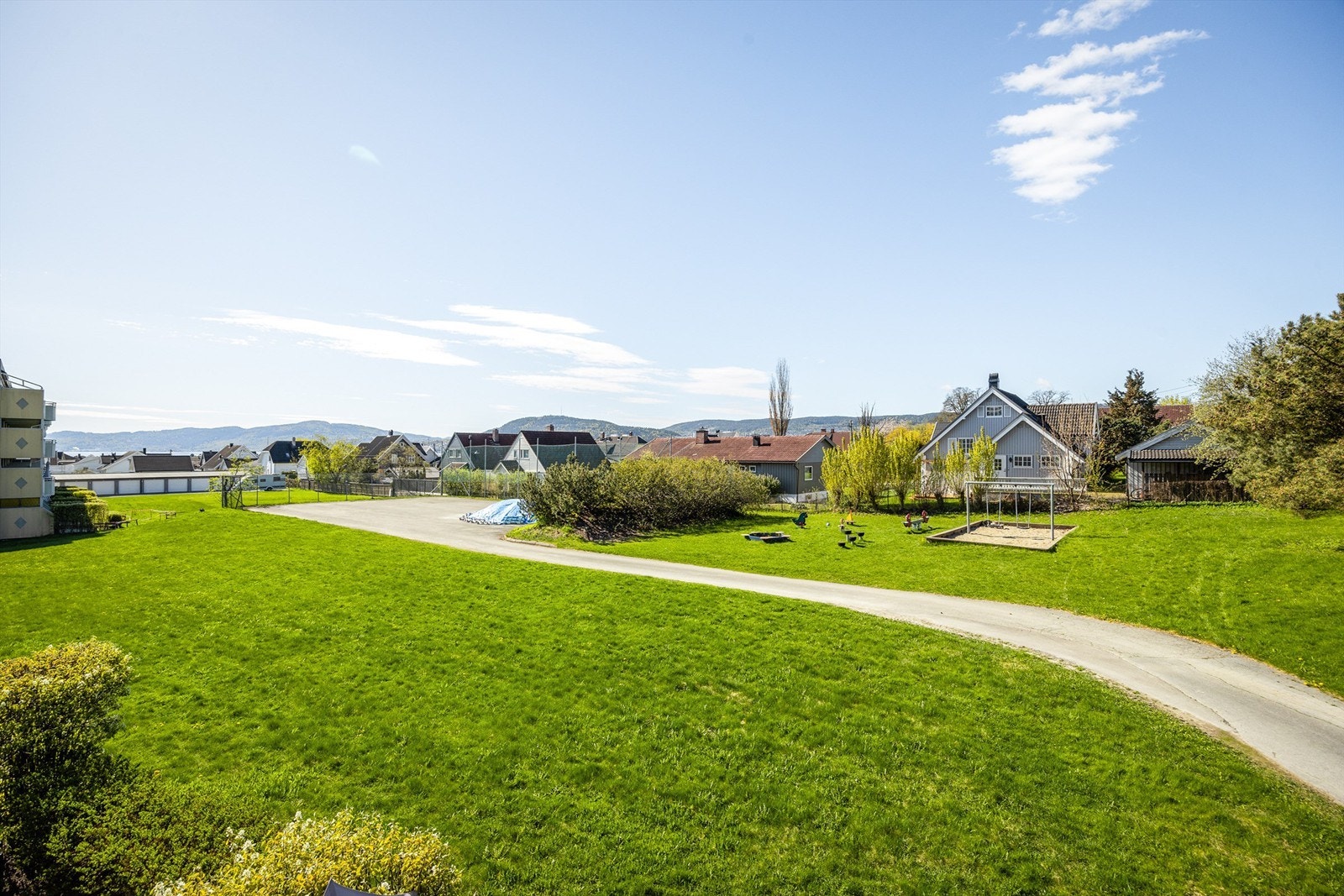 Utsikt fra balkongen. Galleribilde