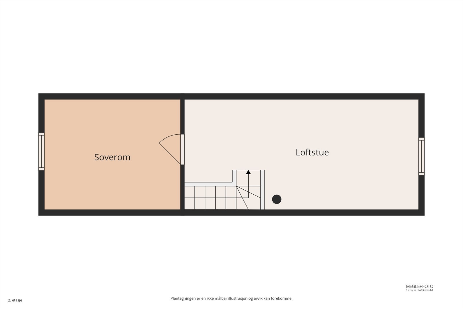 Hemsen er innredet med en hemsstue og et disponibelt rom med soveplasser. Galleribilde