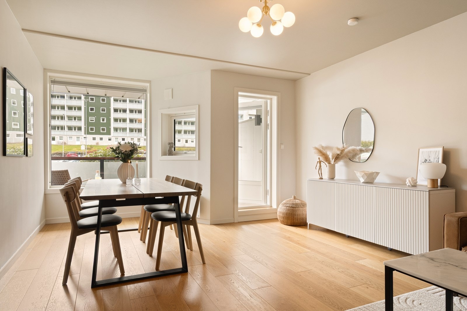Lyst, pent og moderne Galleribilde