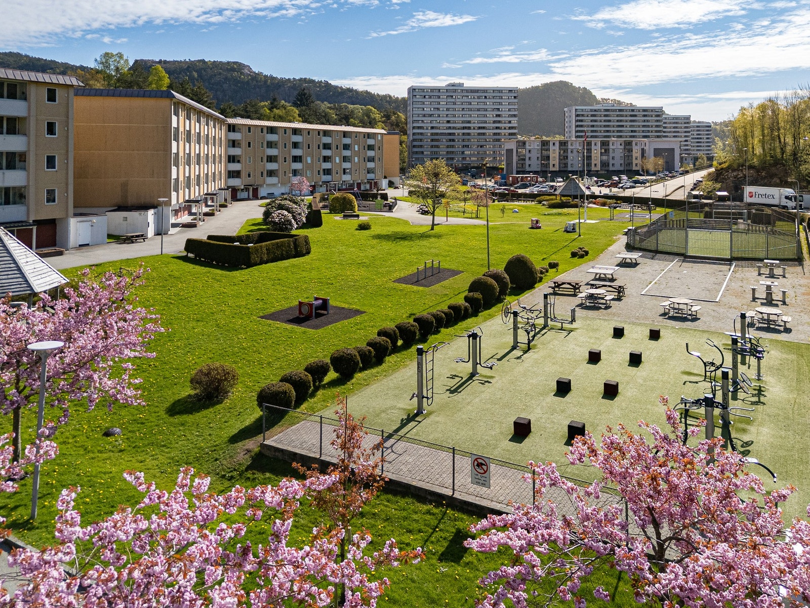 Borettslagets tomt er pent opparbeidet Galleribilde