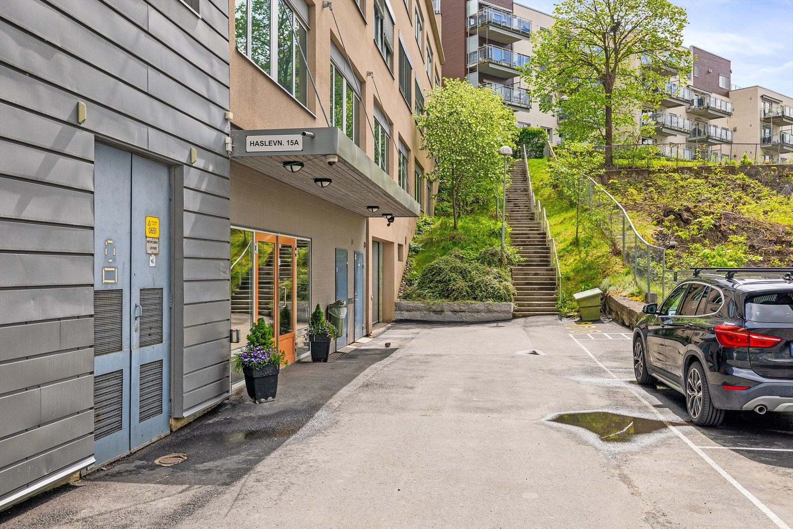 Felles inngangsparti. Galleribilde