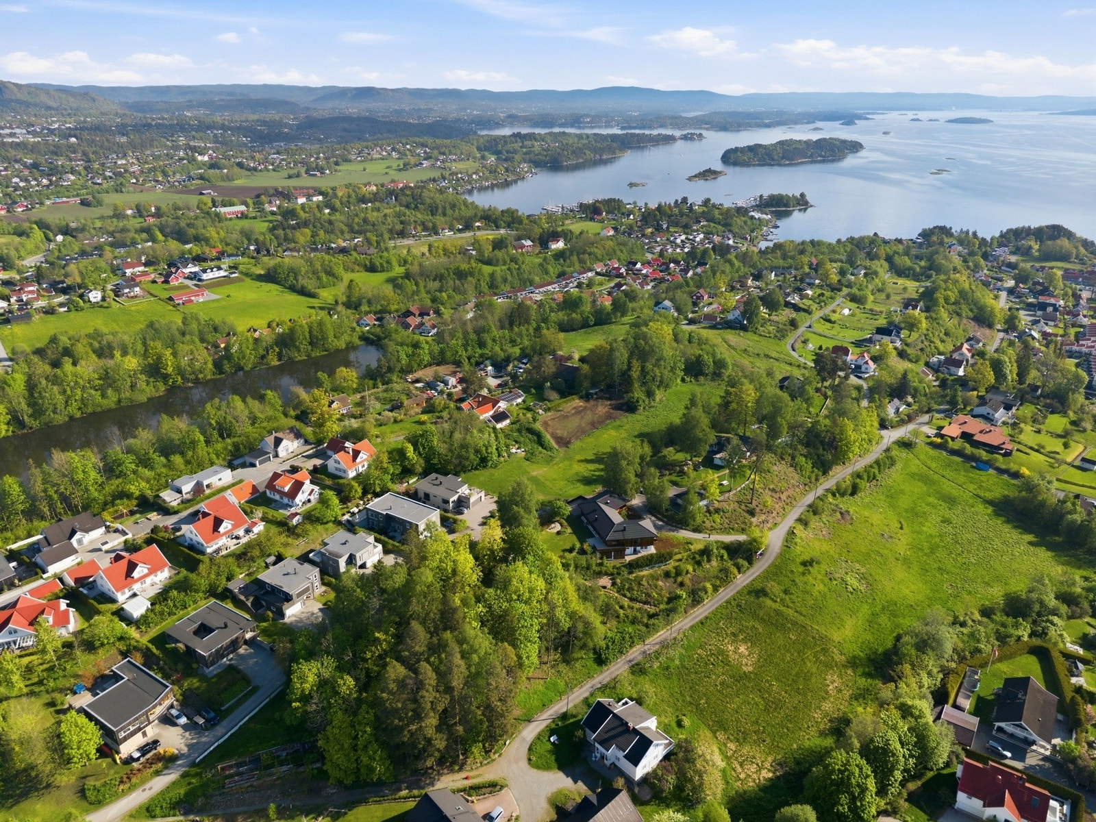 Området er veletablert med en god miks av folk i alle aldre. Galleribilde