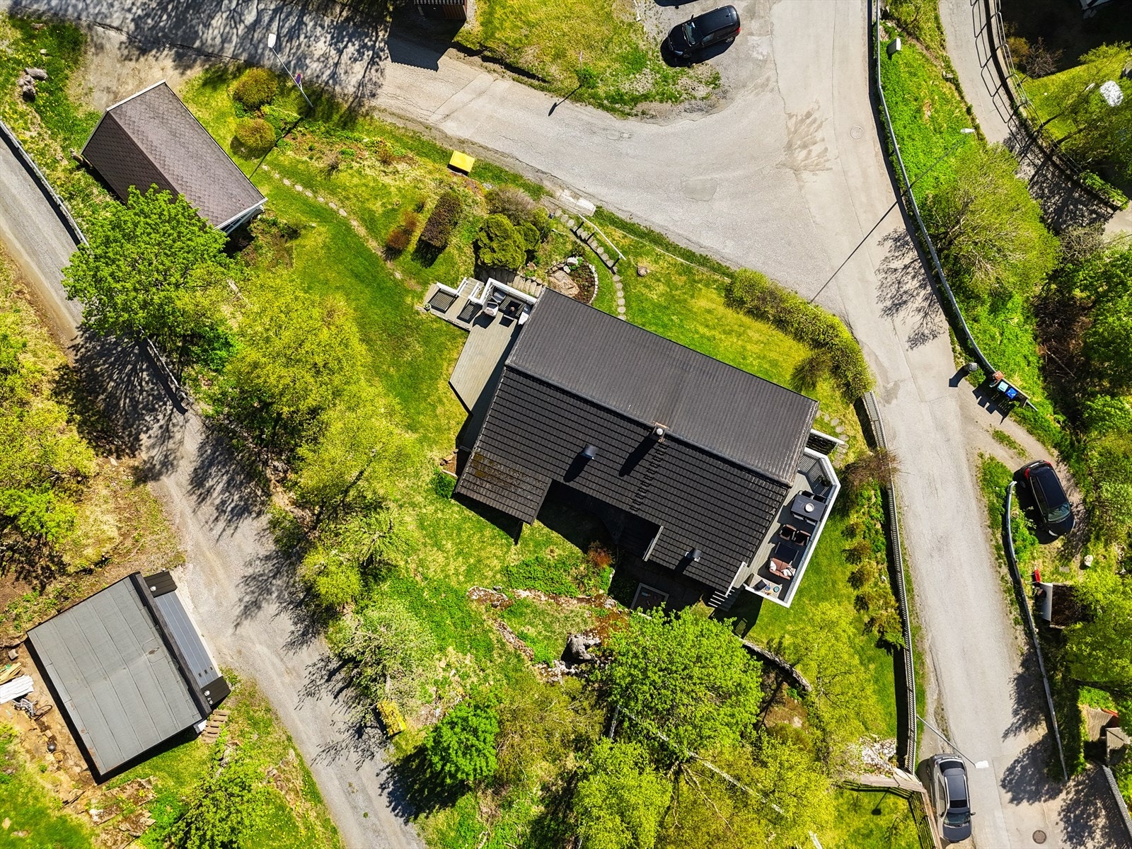 Familievennlig enebolig med romslig tomt på ca. 892 m² Galleribilde