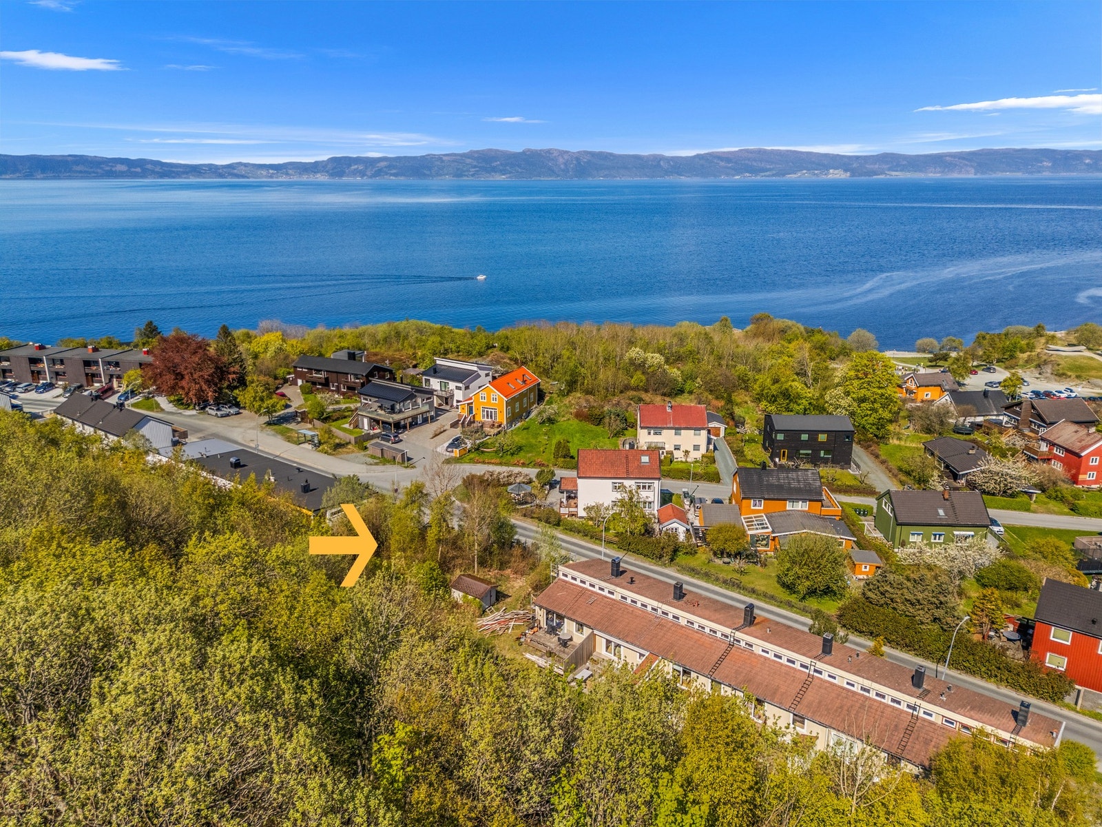 En attraktiv boligtomt med fantastisk utsikt over Trondheimsfjorden. Galleribilde