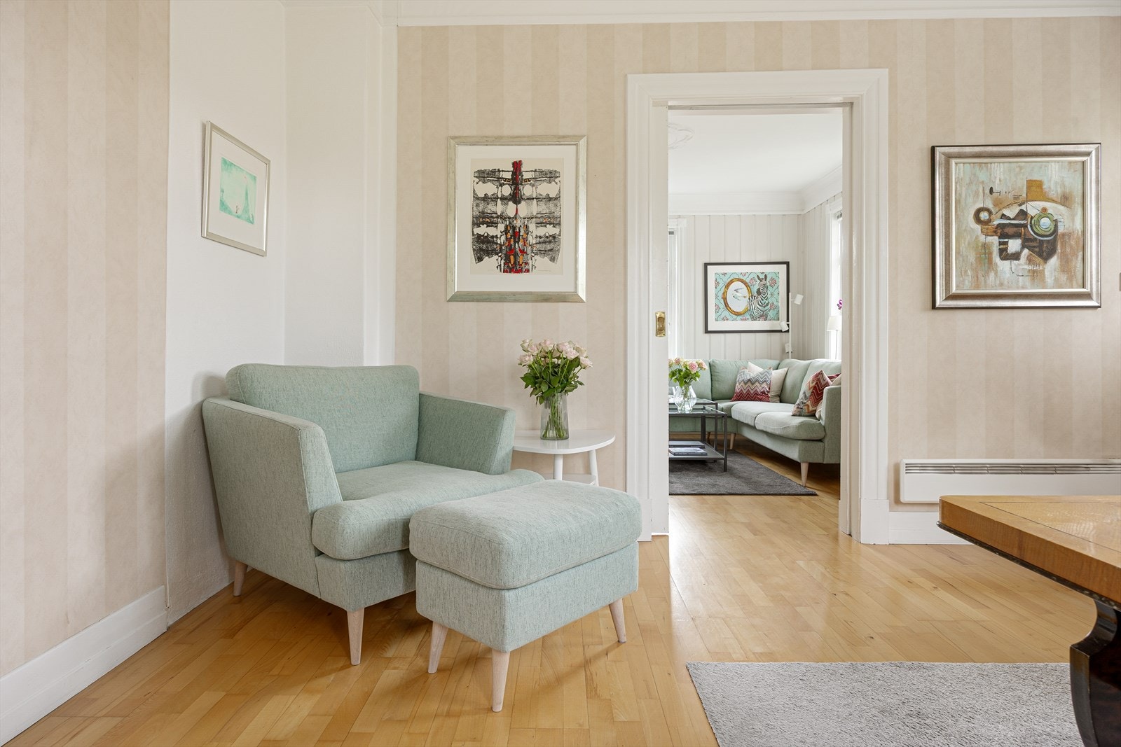 De ulike stuene kan møbleres etter behov, enten som separate rom eller i sammenheng. Galleribilde