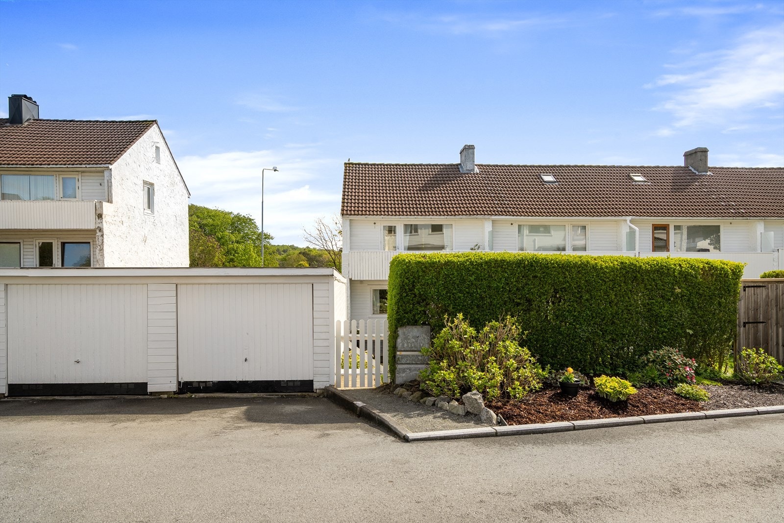 Tilhørende 6D følger garasje på ca. 19 kvm. Galleribilde