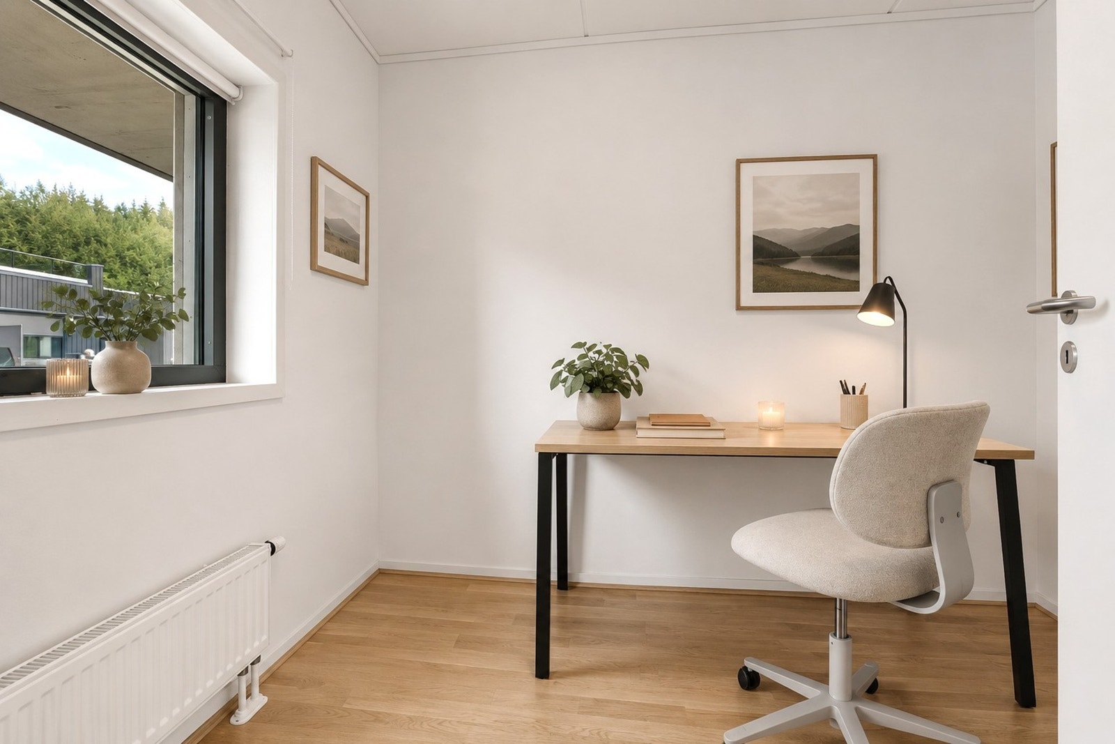Soverom 3 er i dag brukt som kontor. Bildet er delvis digitalt stylet. Galleribilde