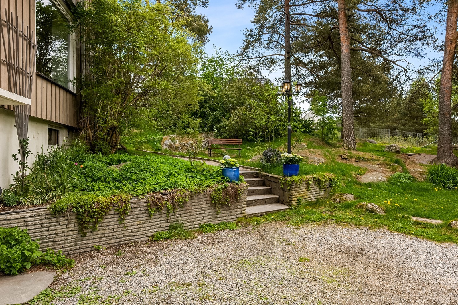 Gårdsplassen Galleribilde