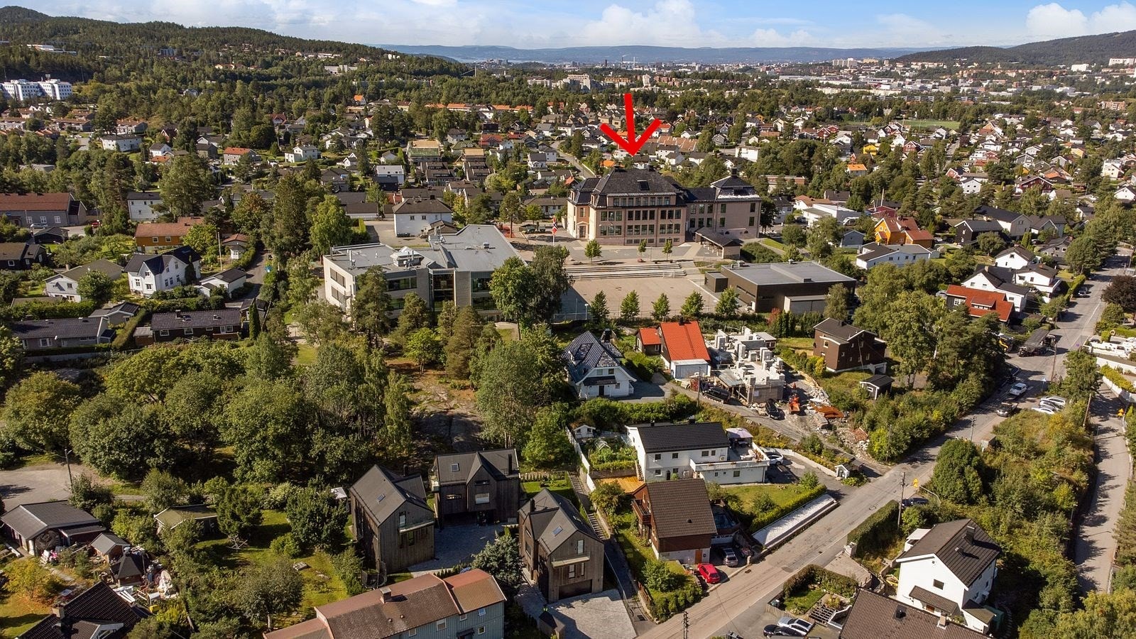 Boligen sokner til populære Høybråten skole. Galleribilde