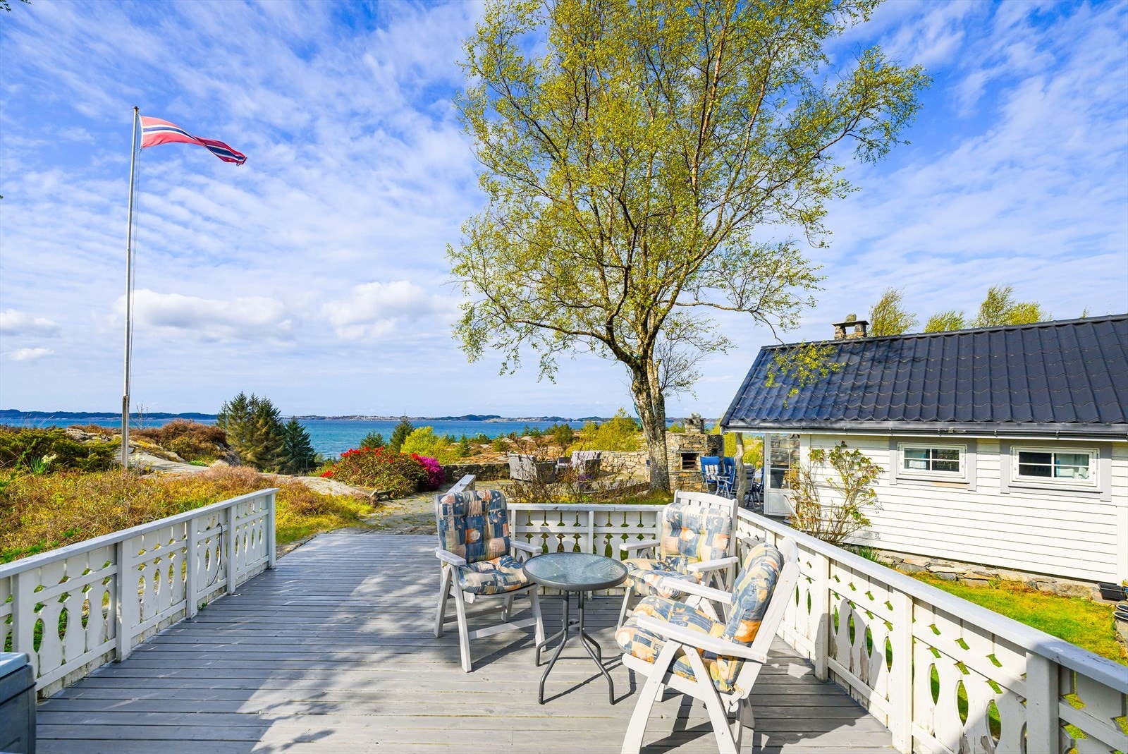 Her kan fine vår- og sommerdager nytes. Galleribilde