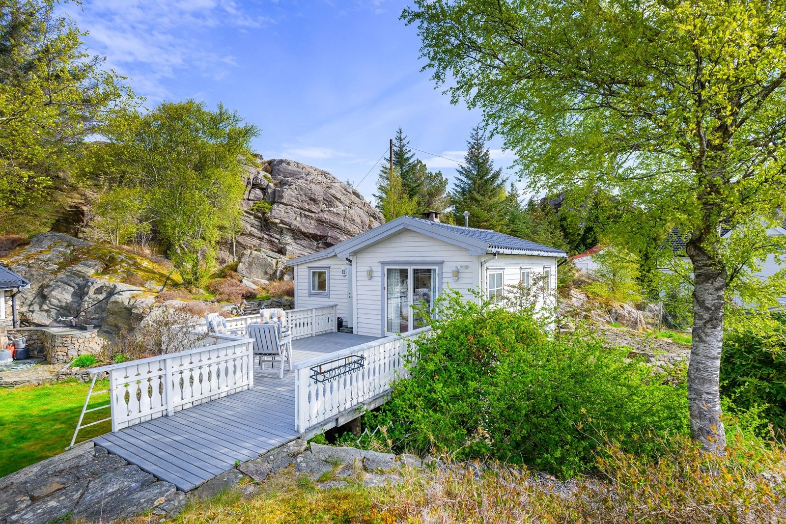 I tillegg til fritidsboligen er det to anneks på tomten. Galleribilde