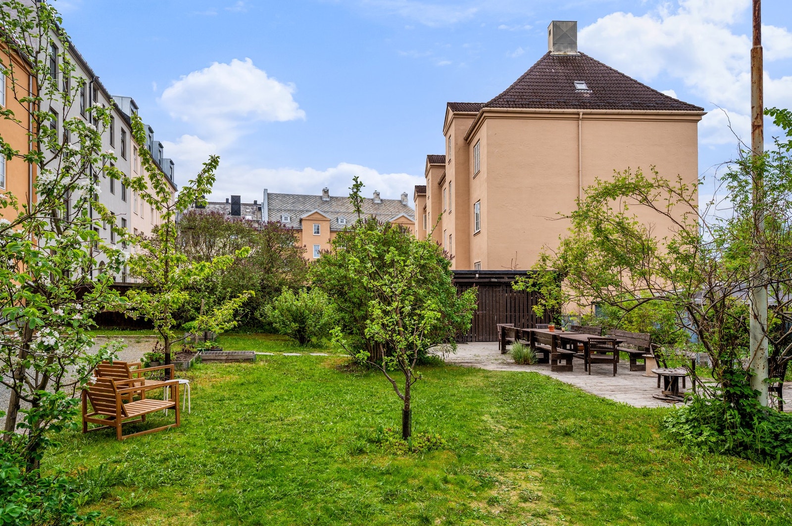 Felles hage. Galleribilde