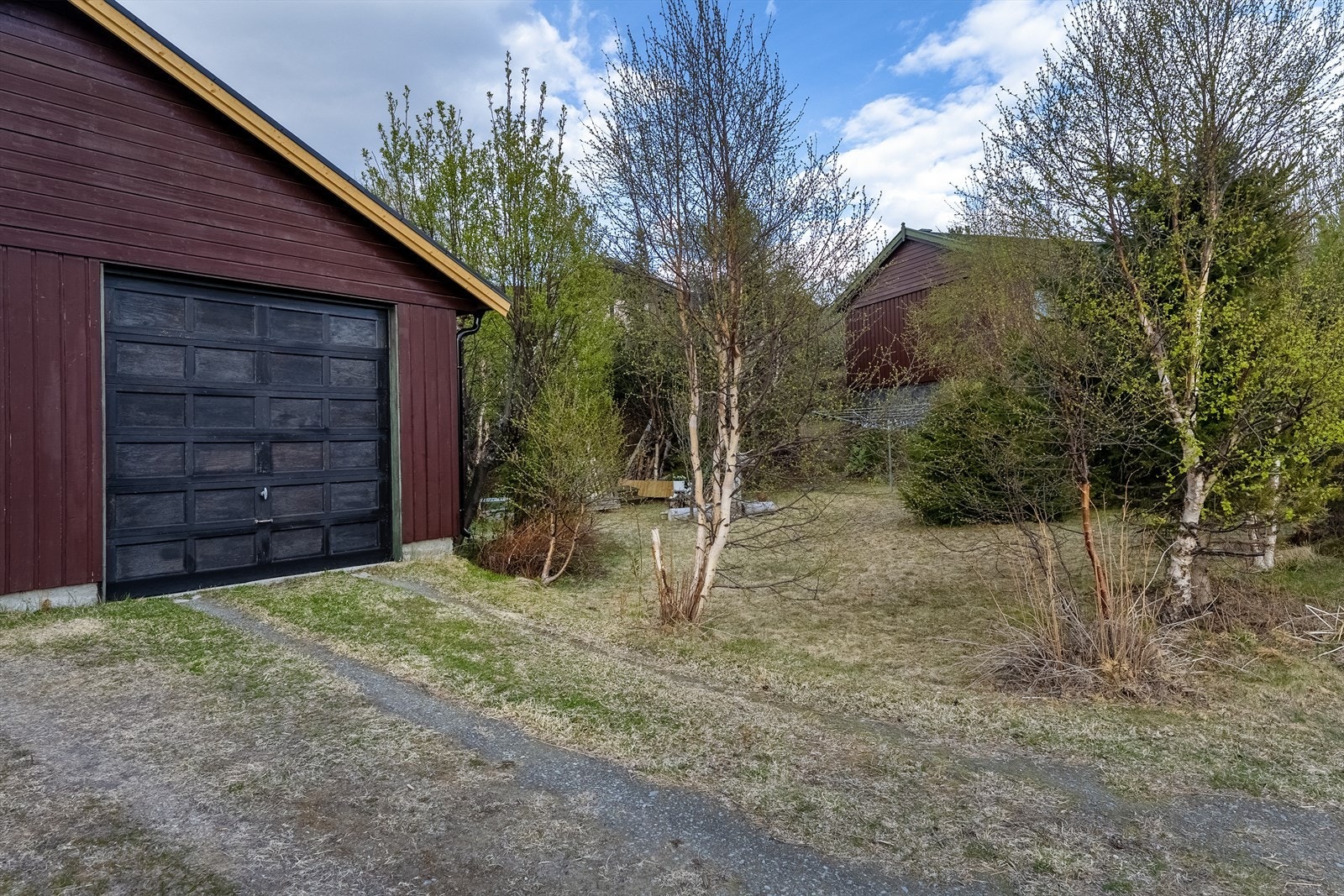 Halvpart av garasje Galleribilde