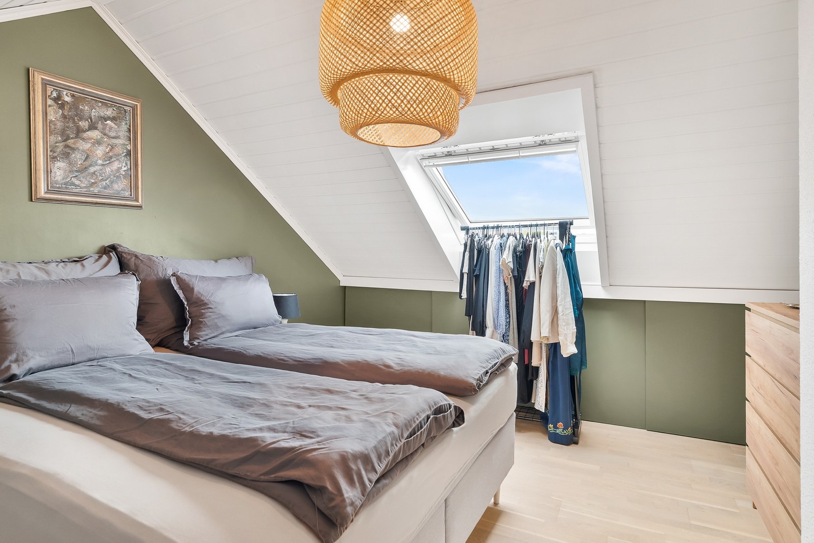 Hovedsoverommet med plass til oppbevaring Galleribilde