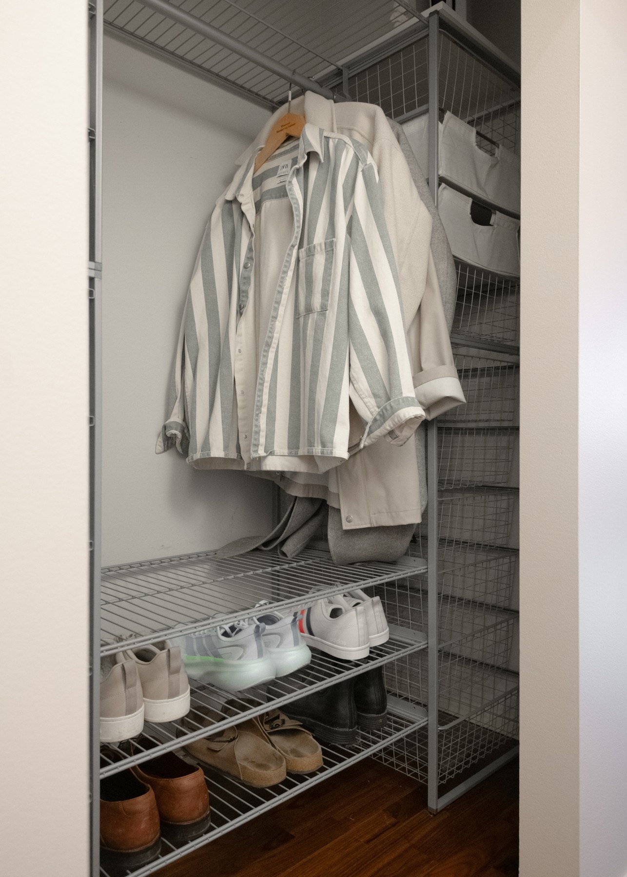 God plass til garderobe. Galleribilde
