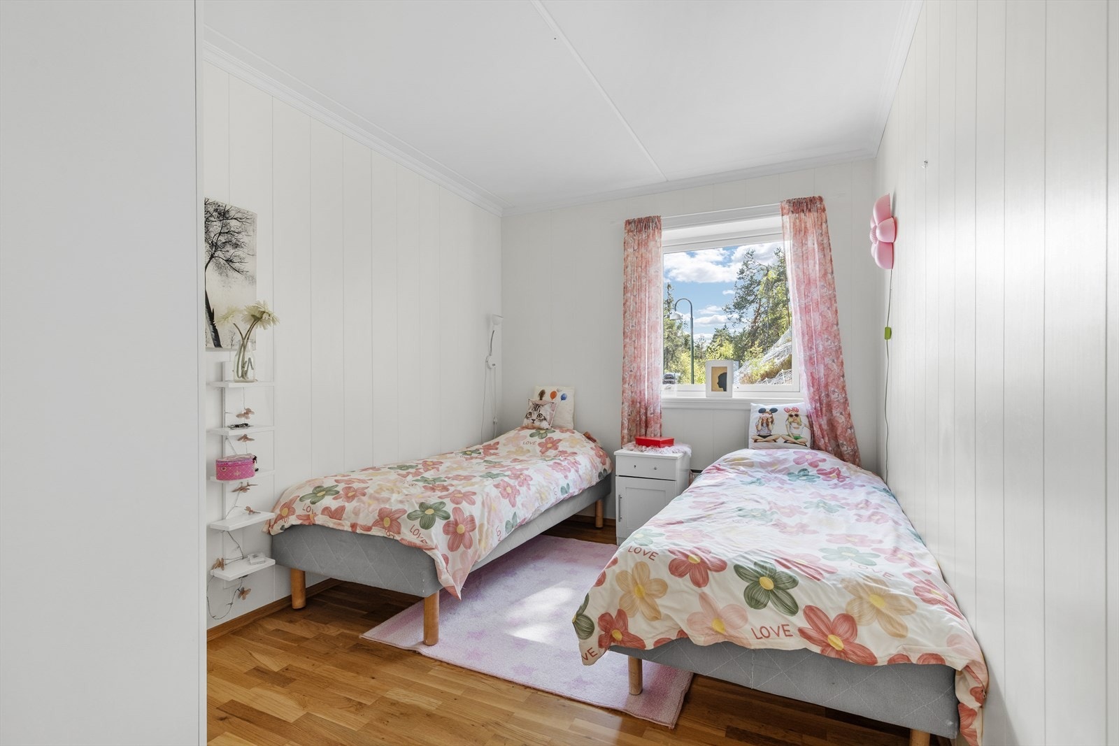 Det tredje soverommet har god plass til seng og øvrig møblering. Galleribilde