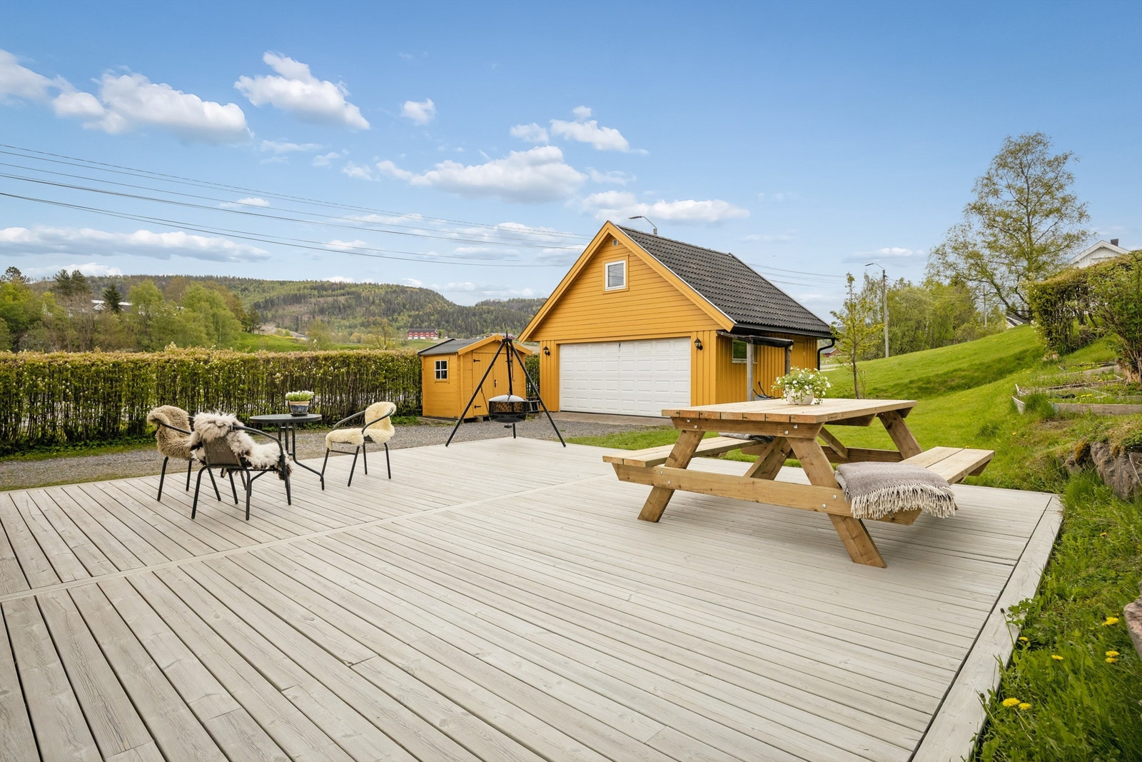 Meget fin uteplass på stor terrasseplatting beregnet til 120 kvm
Fotograf: Stine Prøitz Jørgensen Galleribilde