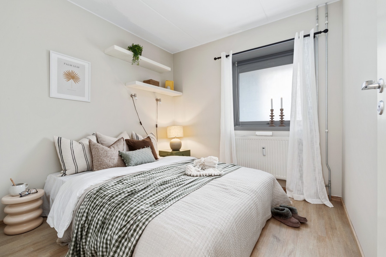 Soverom på ca, 7 m² med gode innredningsmuligheter. Galleribilde