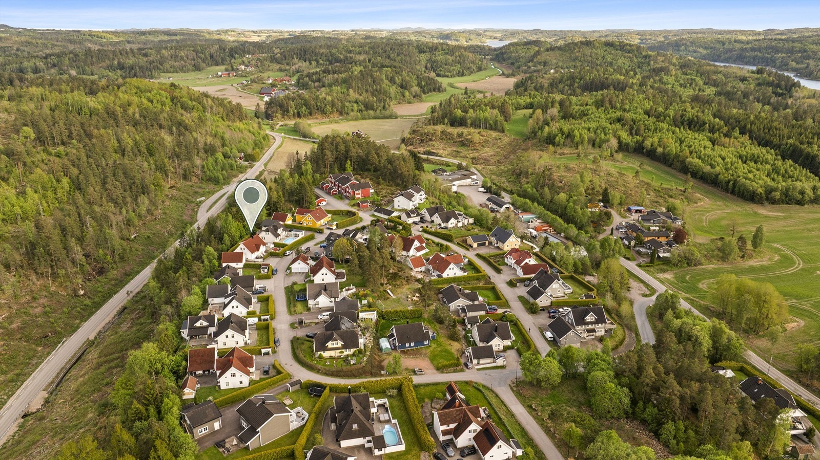 Området har nærhet til fine turområder og natur. Galleribilde