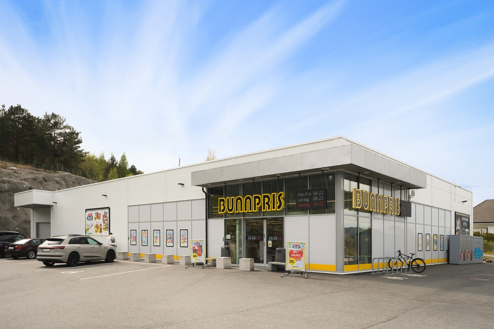 Gangavstand eller en kort kjøretur til Bunnpris. Galleribilde