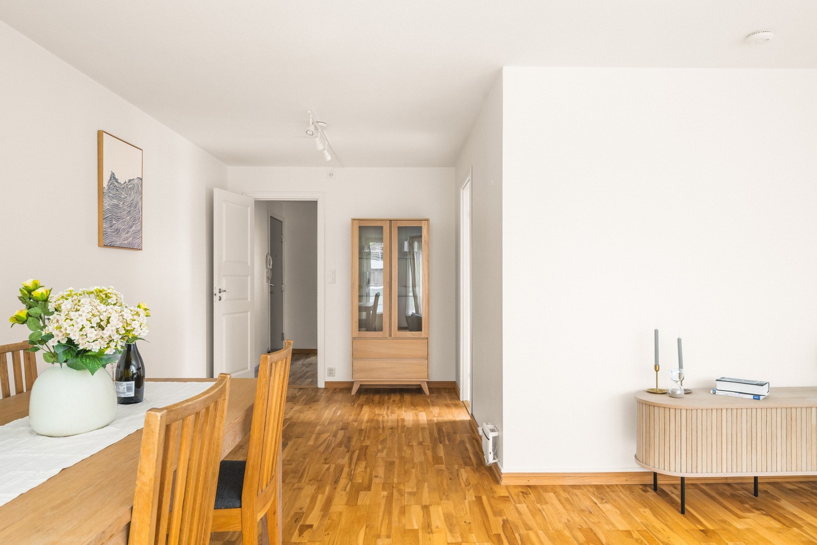 Ypperlig dersom man er glad i middagsbesøk, eller for familien Galleribilde