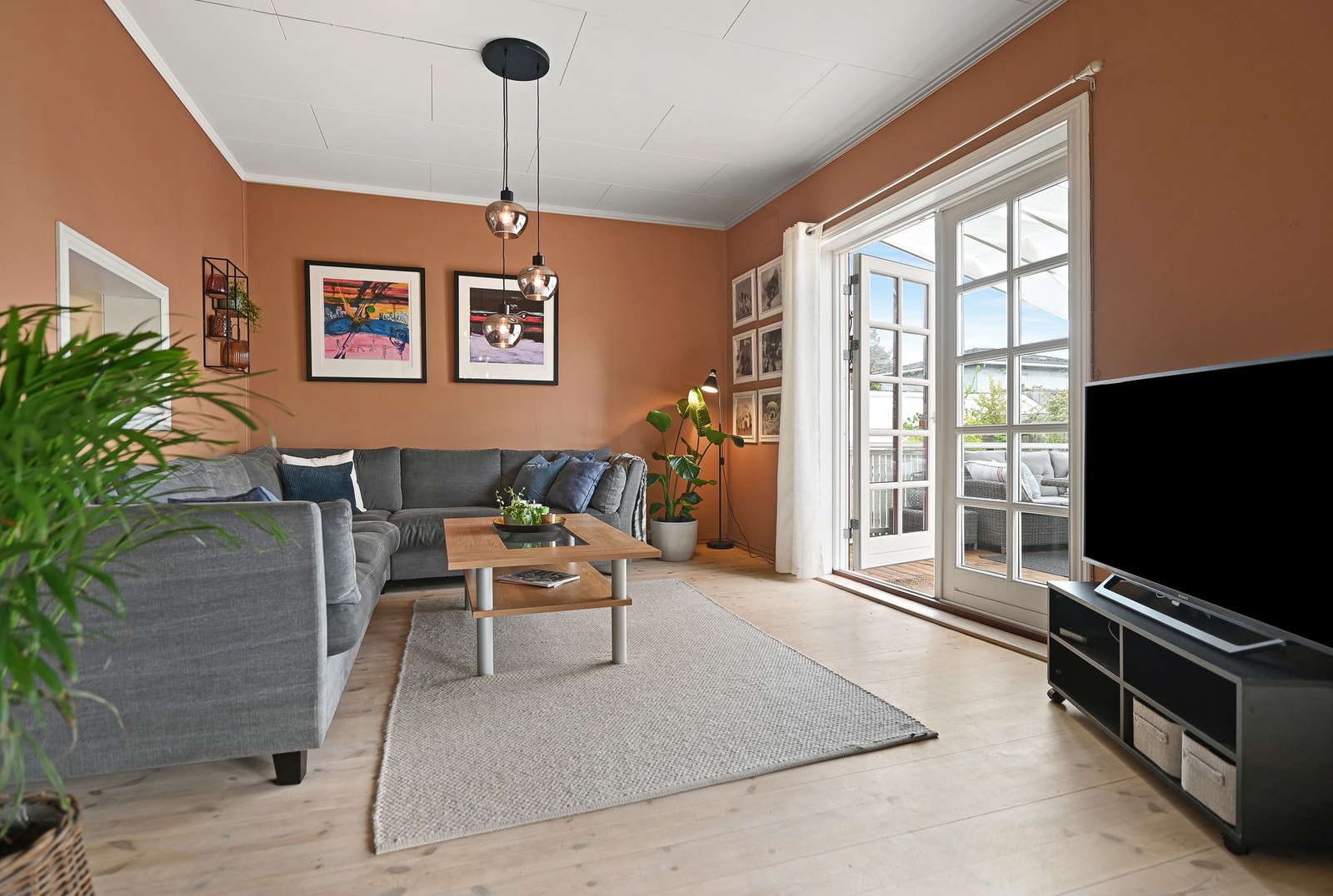 Begge stuer har delikate, moderne fargevalg. Galleribilde
