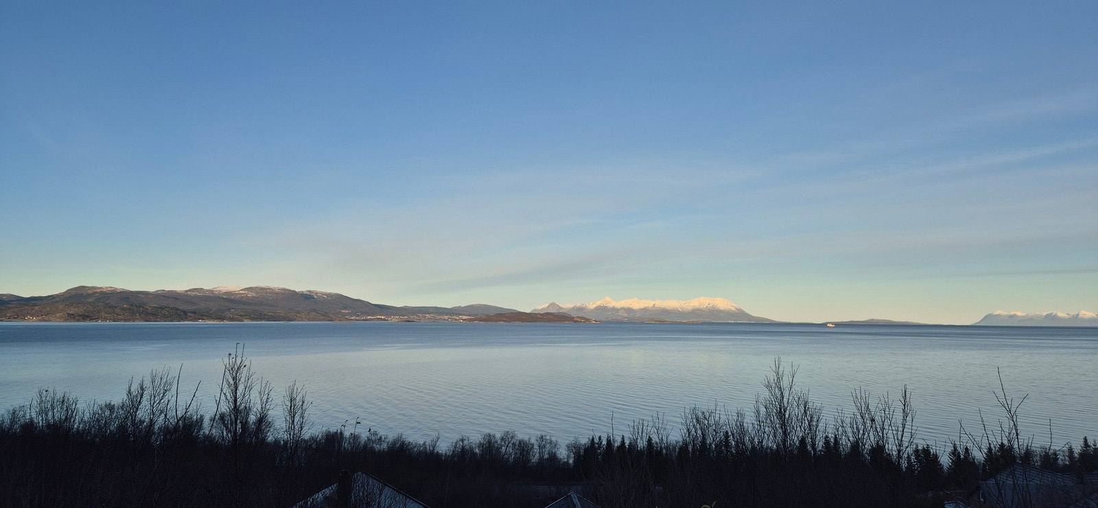 Her kan du virkelig nyte panoramautsikt fra hytta. Galleribilde