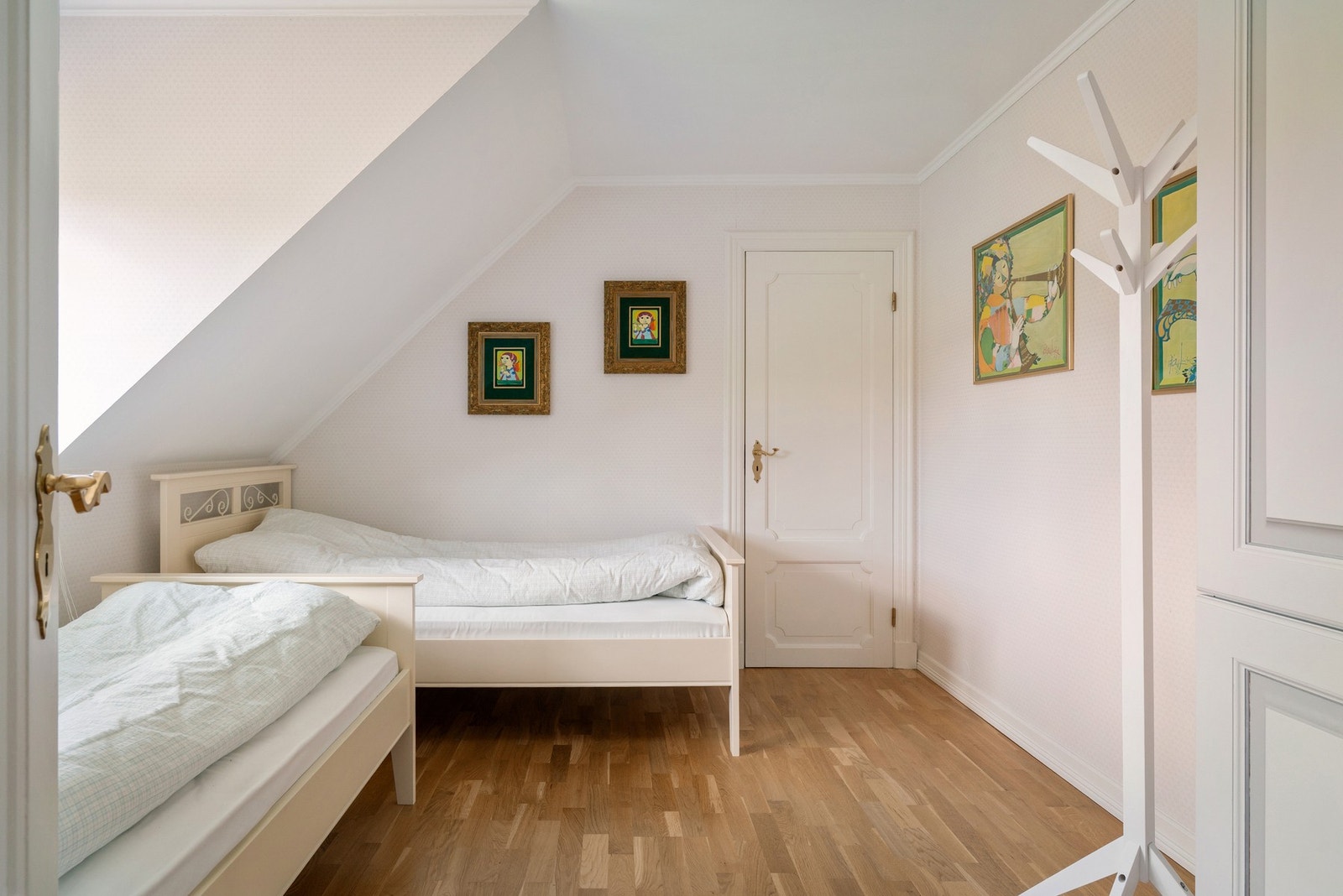 Soverom nr. 2 i boligens andre etasje. Galleribilde