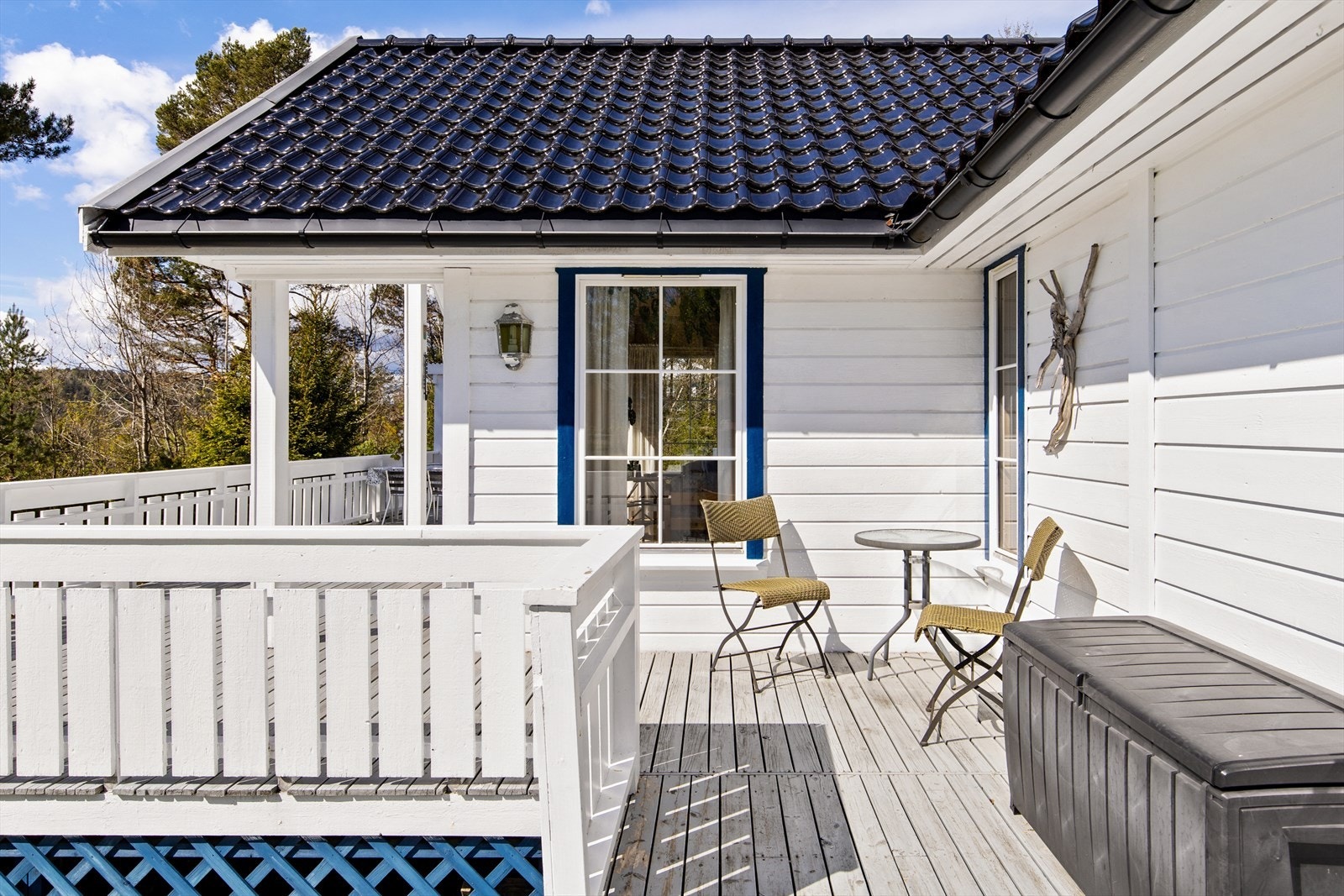 Husåsveien303-1047.jpg Galleribilde