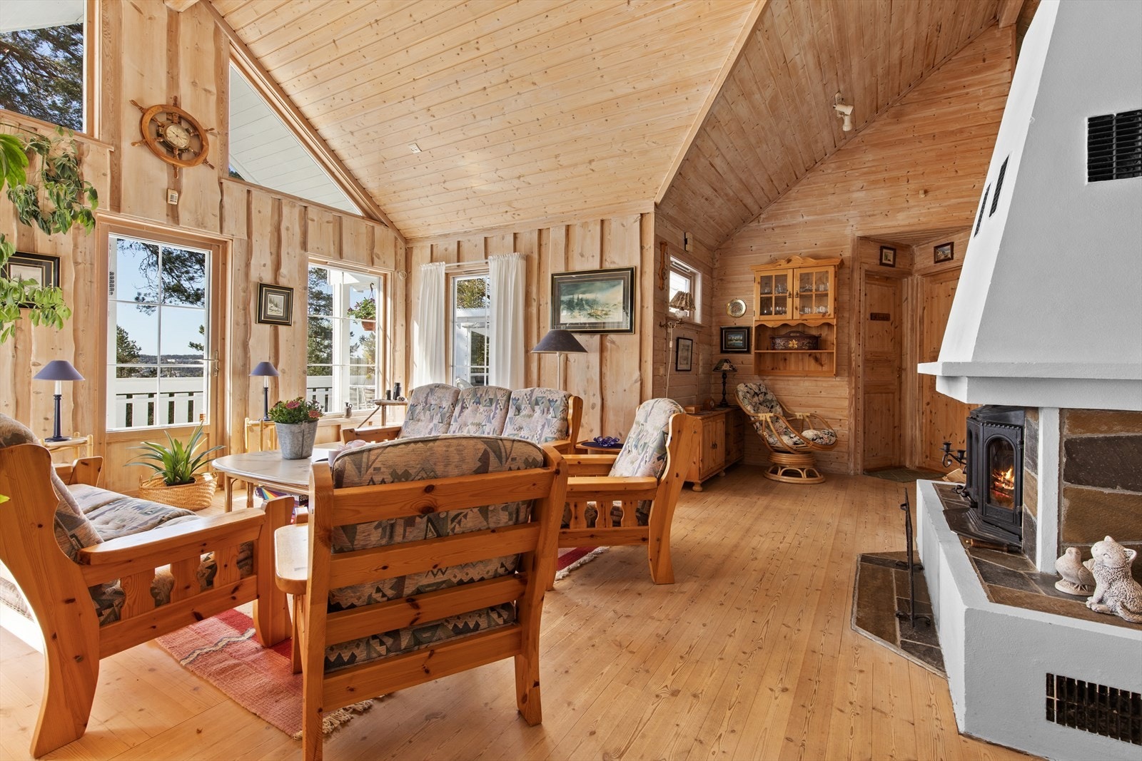 Husåsveien303-1006.jpg Galleribilde