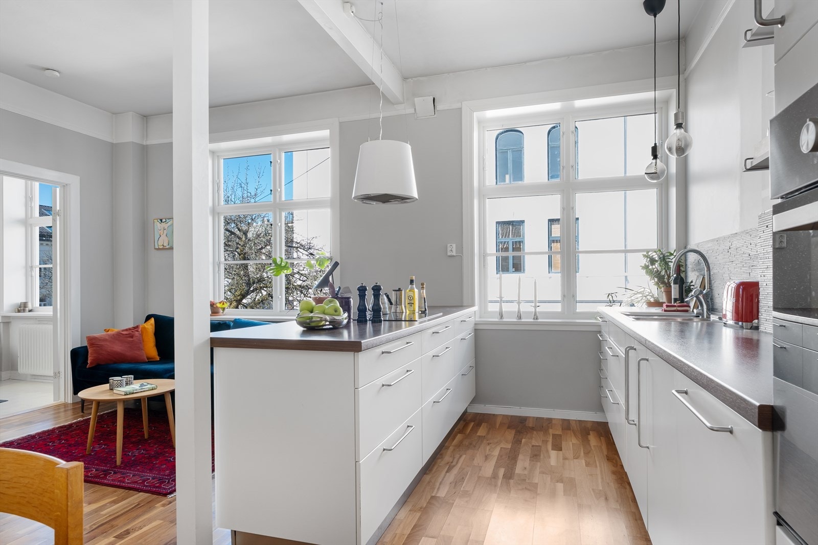 Anders Kanck har gleden av å presentere Ullevålsveien 56B, en lys og innbydende leilighet. Fotograf: Lars Fredrik Nilssen Galleribilde