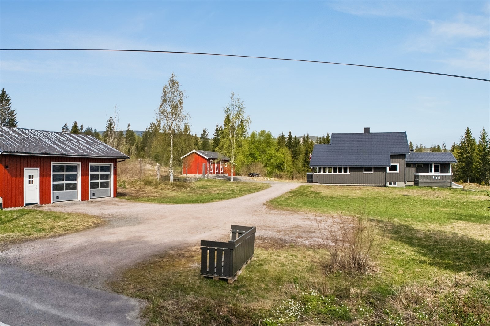 En usjenert og innholdsrik eiendom! Galleribilde