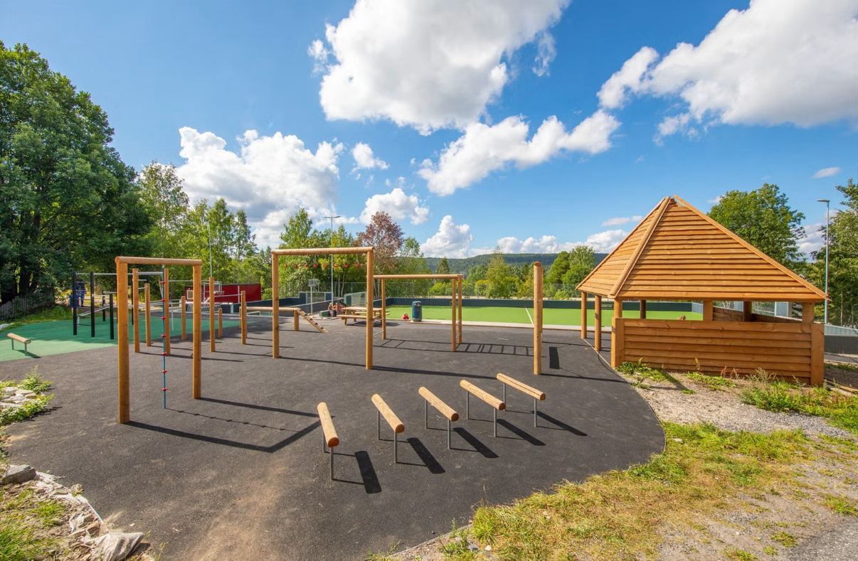 I nærheten finner du Vallerud aktivitetspark med lekeplass og grillområder. Galleribilde