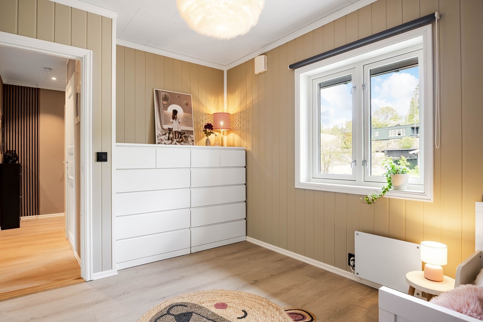 Soverommet er av god størrelse og kan også være et kontor eller gjesterom, alt ettersom hva man ønsker. Galleribilde