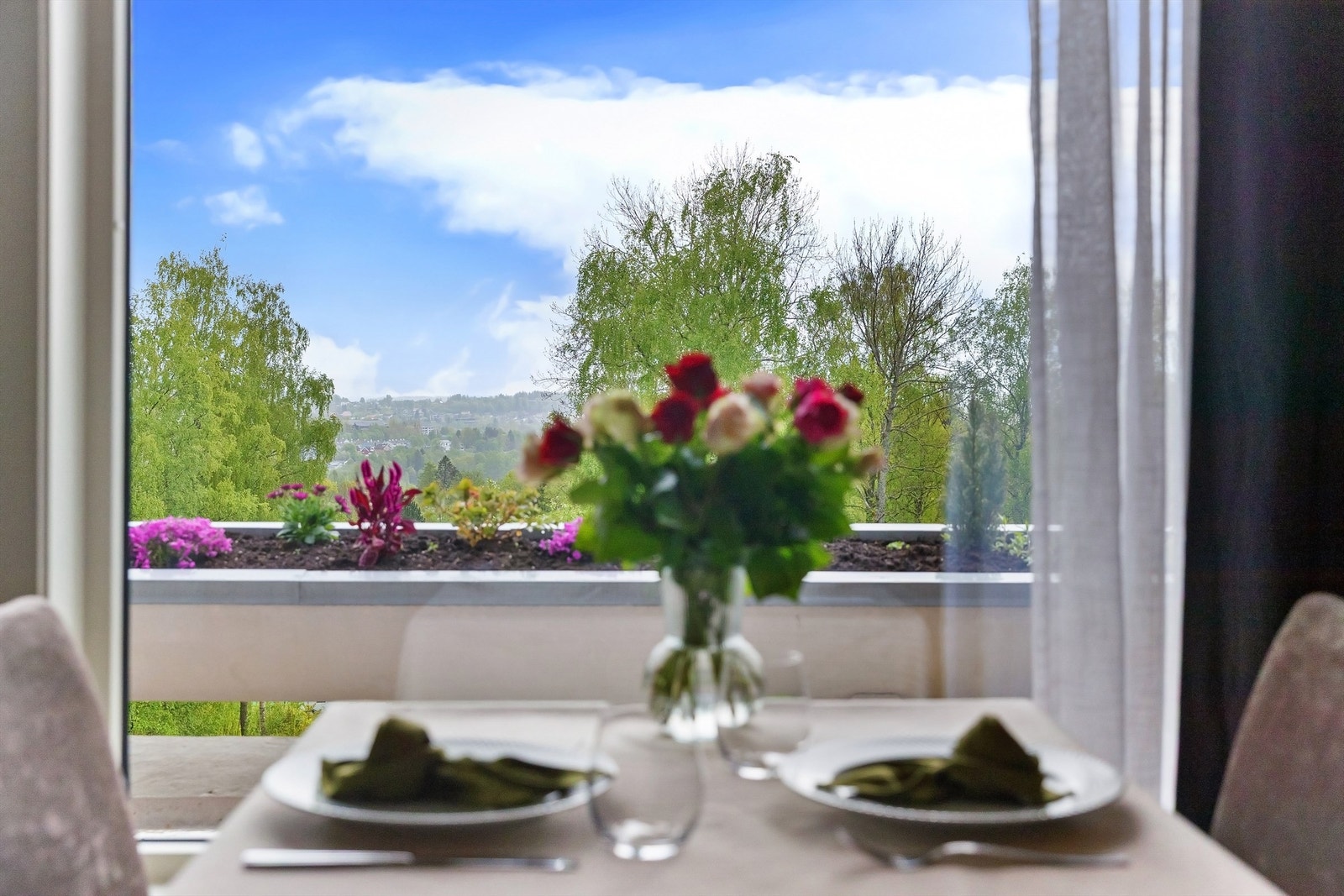 Attraktiv og innbydende 2-roms selveierleilighet i øverste etasje. Foto: Zovenfra AS Galleribilde