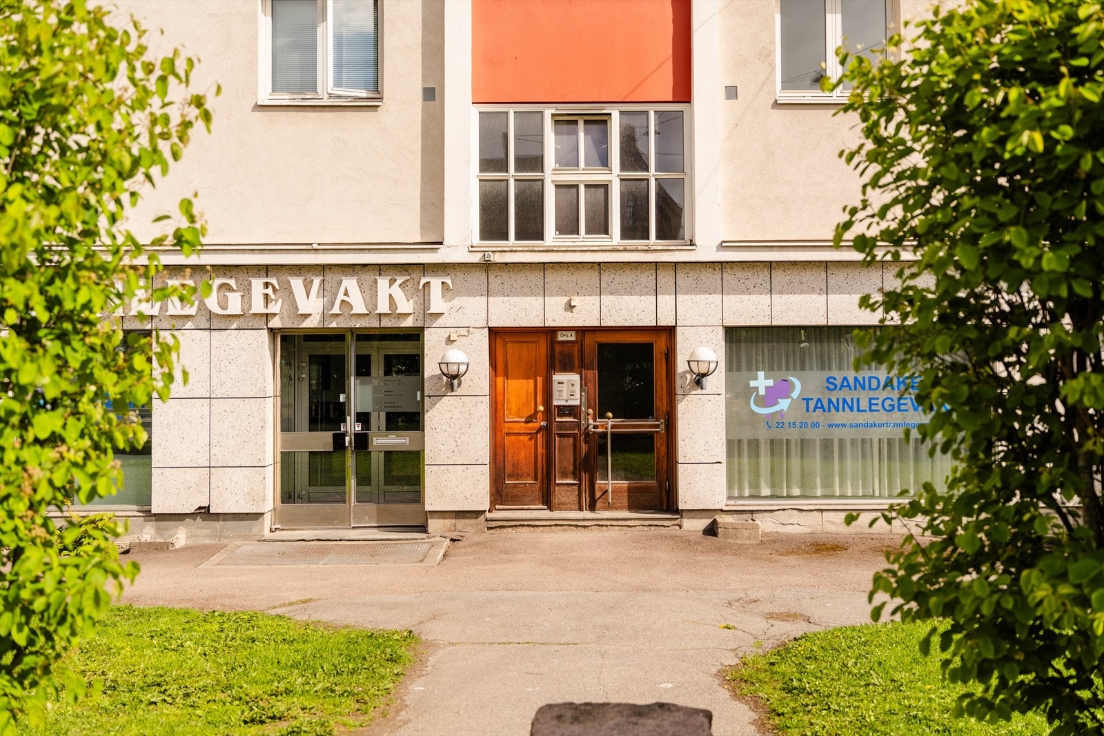 Aksjeselskapet består av 102 leiligheter og disponerer felles vaskeri. Galleribilde