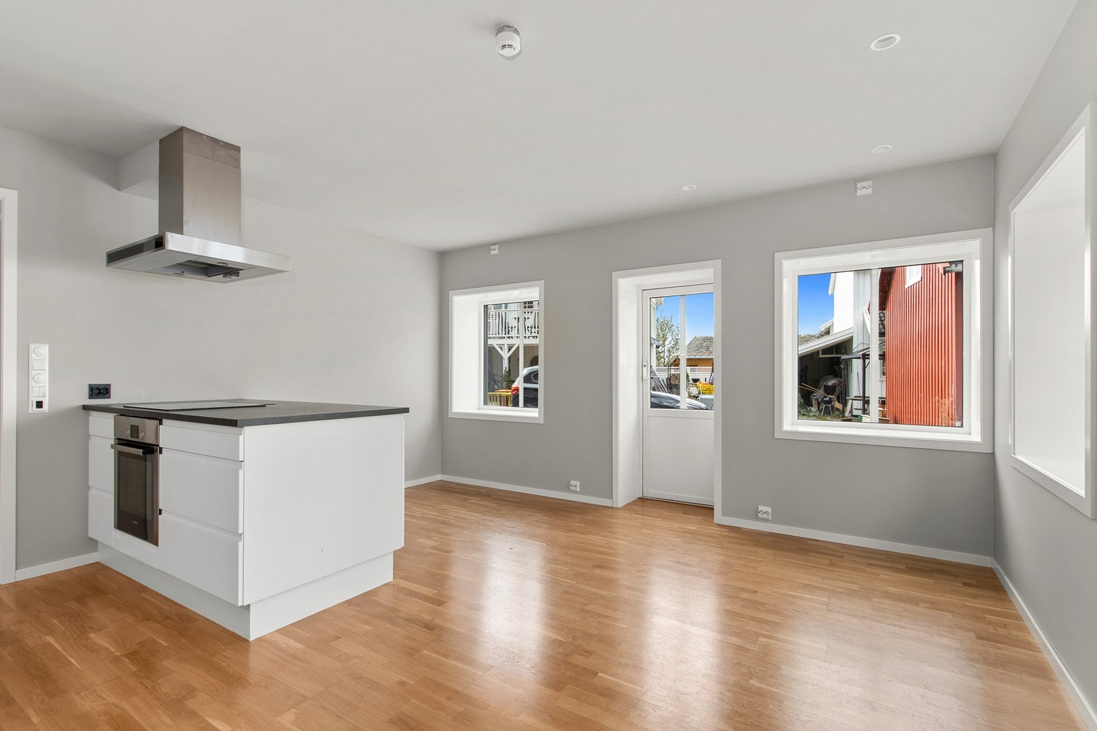 Stue med downlights i tak. Galleribilde