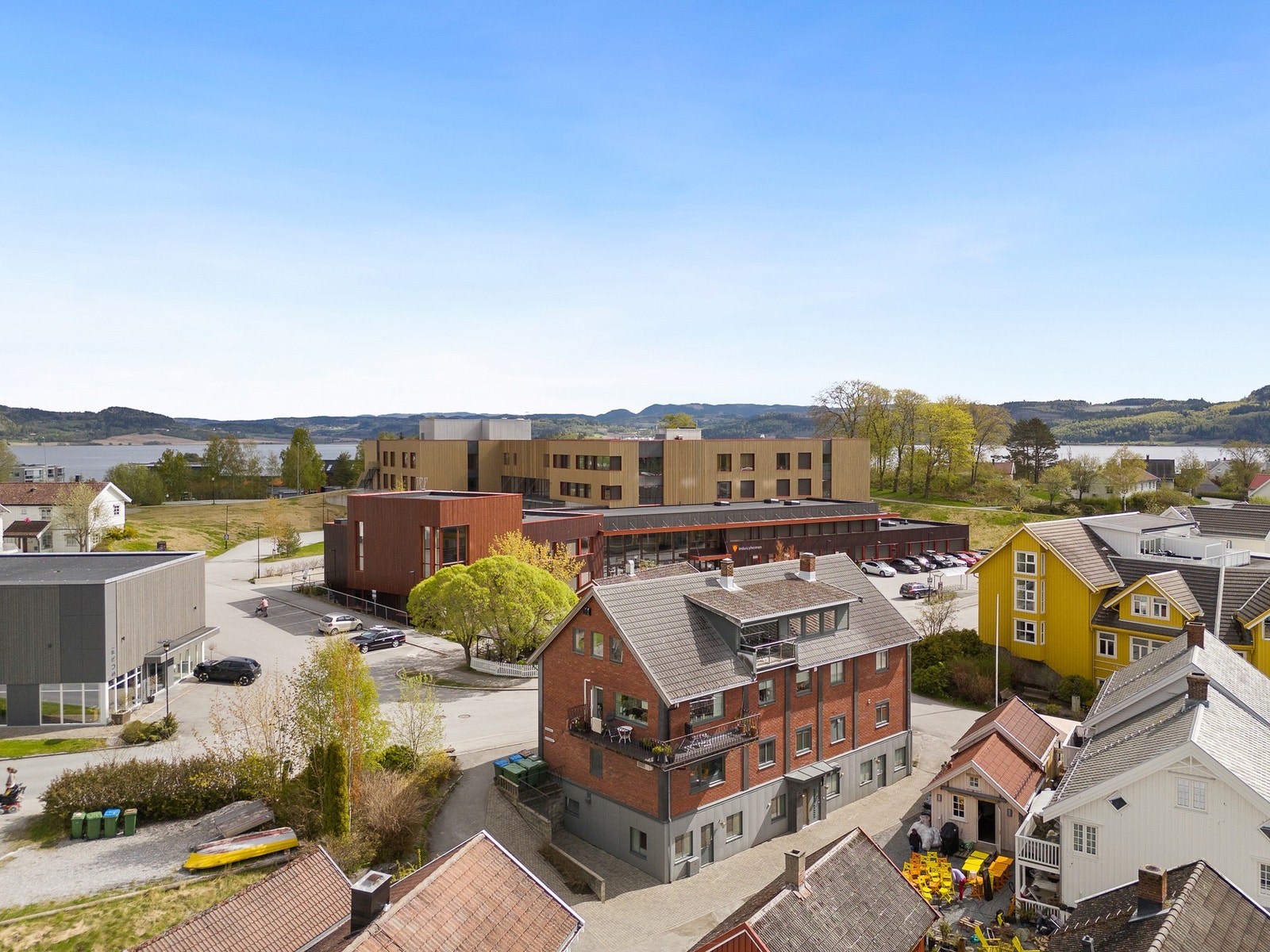 Selveierleilighet med sentral beliggenhet på Straumen. Galleribilde