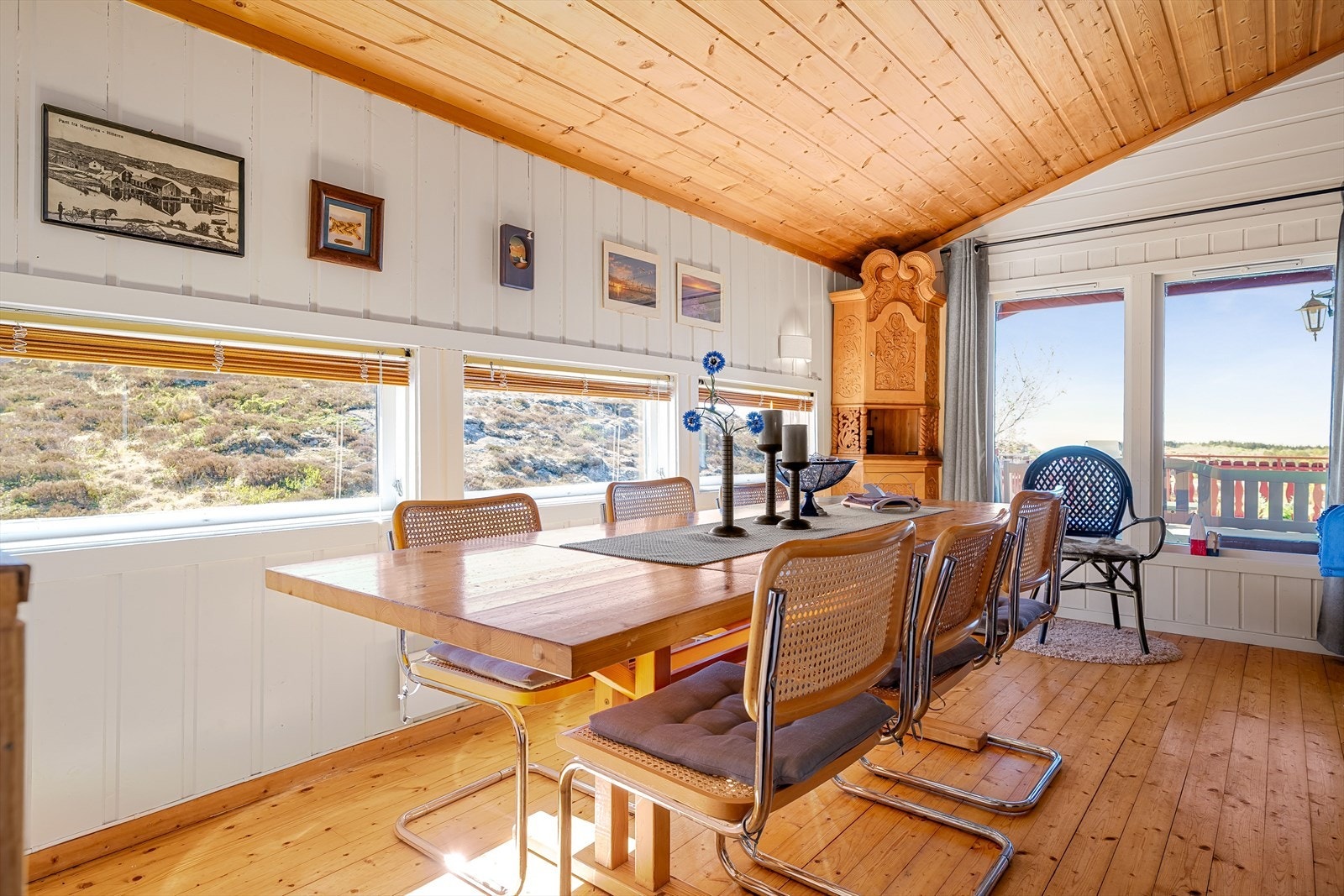 God plas til spisebord, perfekt til både hverdag og selskap Galleribilde