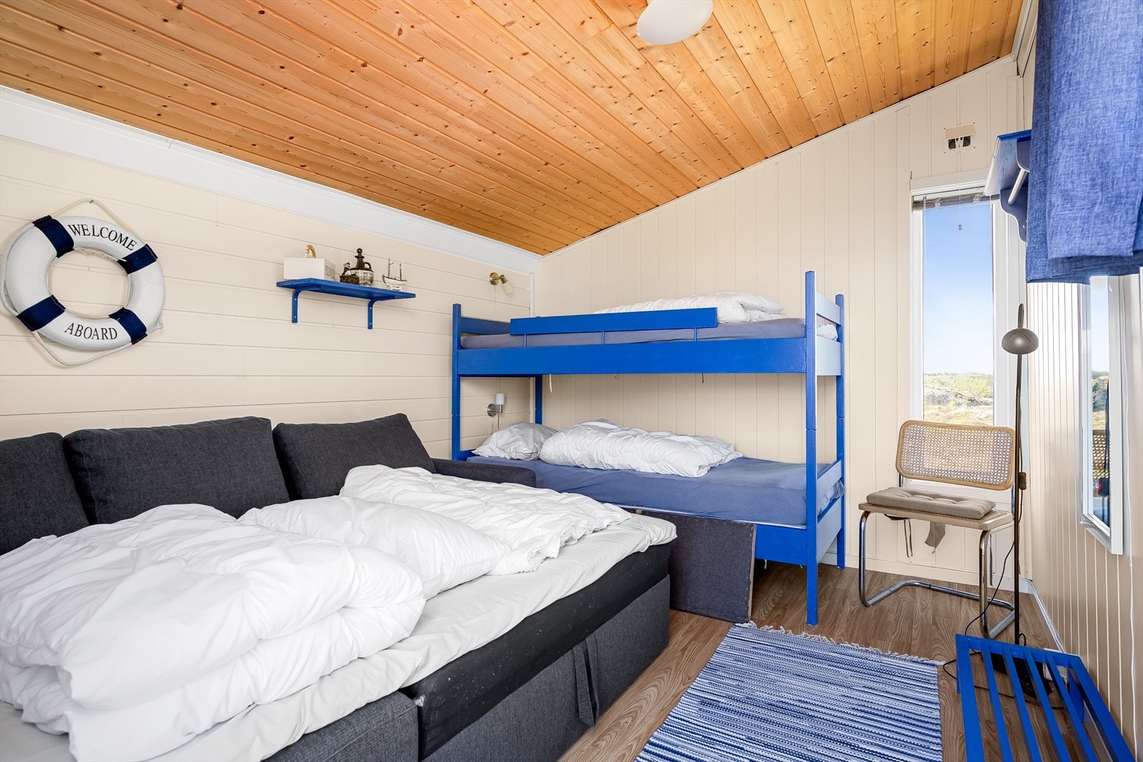 Uthuset er bygd i 2015 Galleribilde