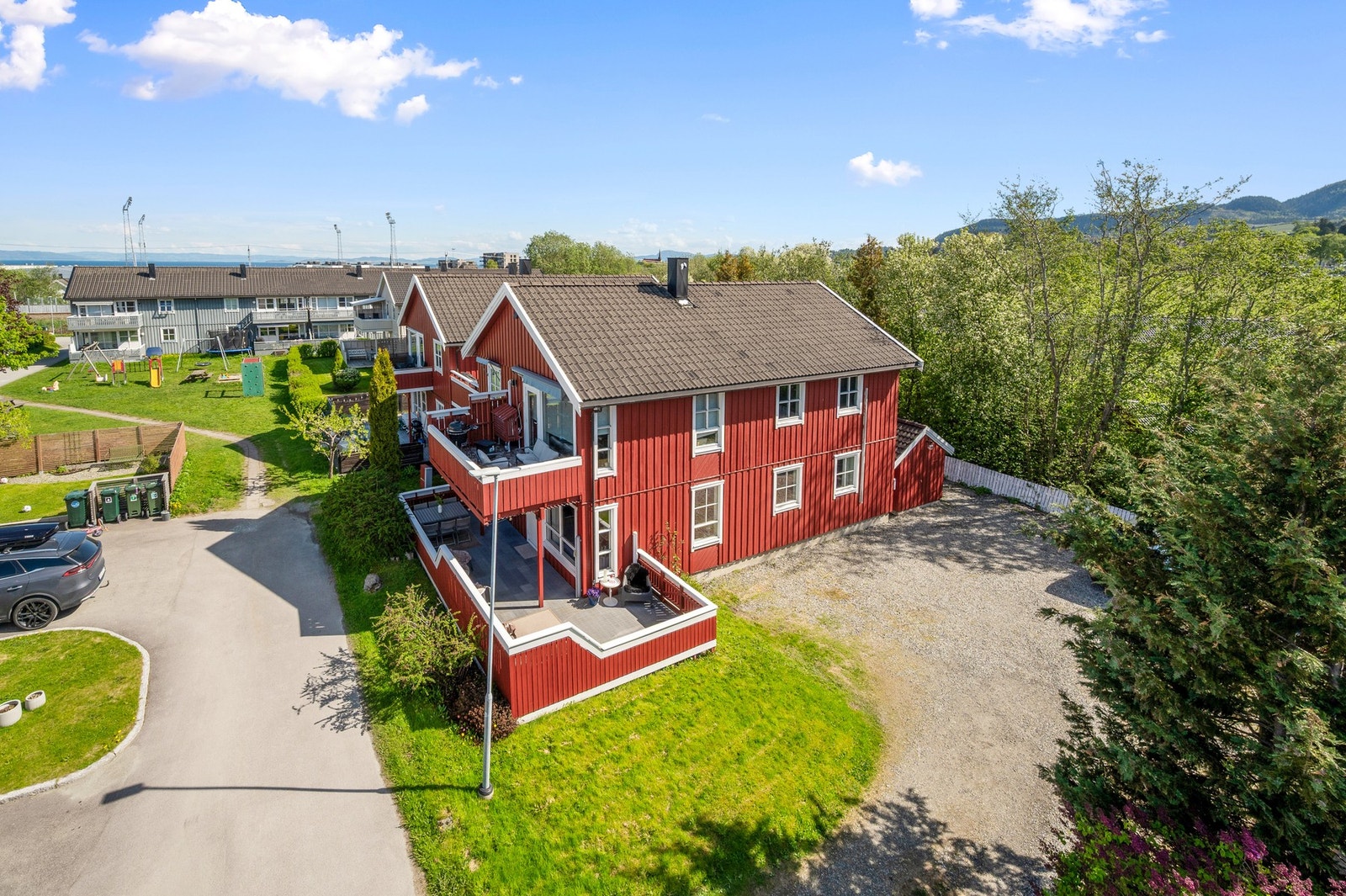 EiendomsMegler1 v/ Kenneth Johansen har gleden av å presentere Presthusvegen 16B! Foto: Krokstad & Nervik v/ Jens-Martin Nervik. Galleribilde