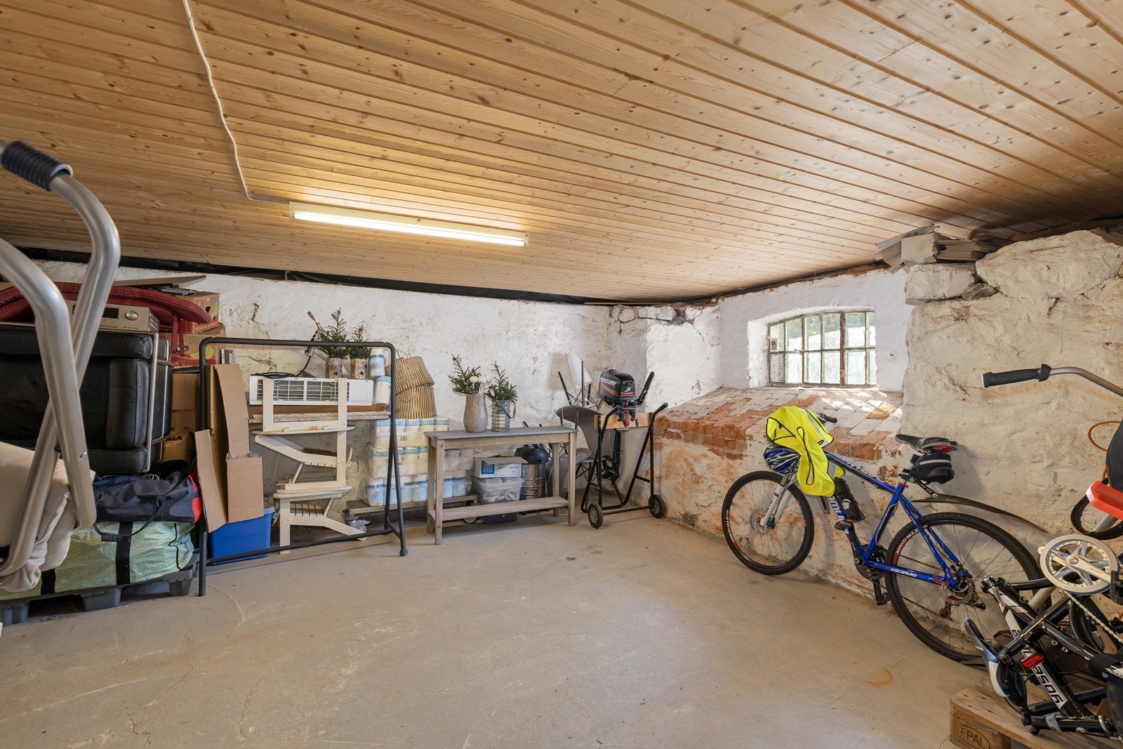 Bodrom i u.etg. Galleribilde