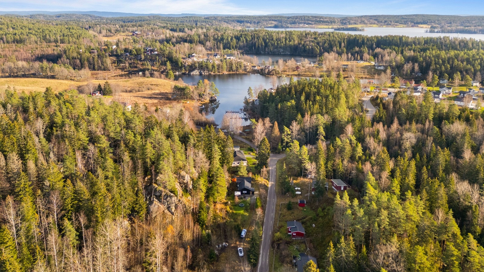 Om vinteren forvandles Lyseren til et flott utgangspunkt for skøyter og langrenn, med muligheter for lange, stille turer på isen og i nærliggende skiløyper. Galleribilde