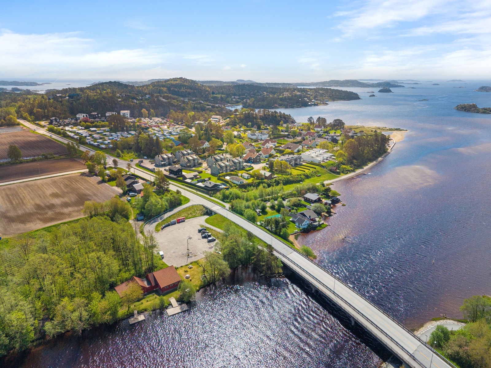 Det er tinglyst båtfeste i Søgneelva - ikke spesifisert plass Galleribilde