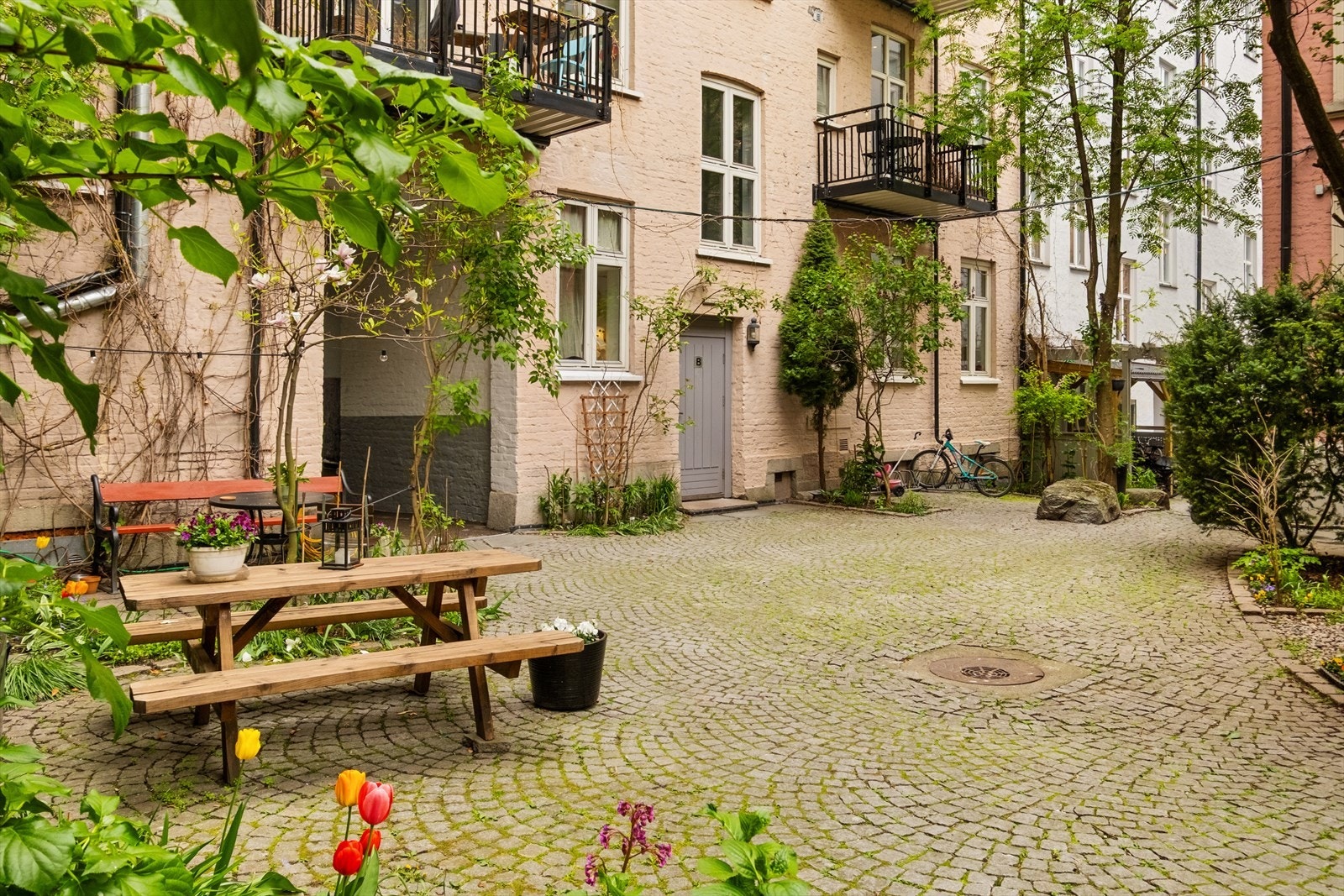 Sameiet har en hyggelig bakgård. Galleribilde