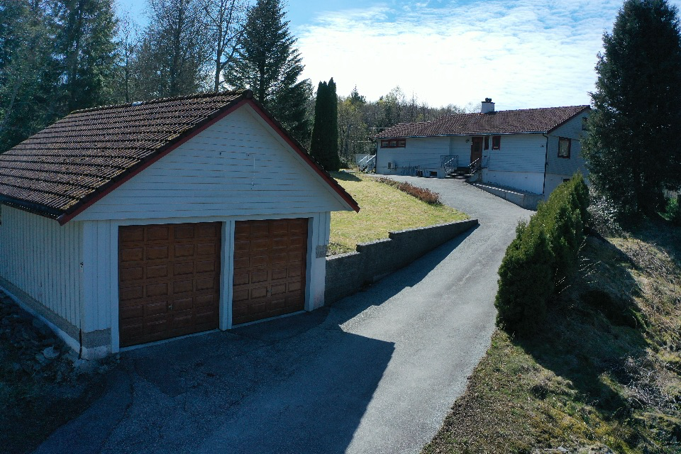 Dobbel garasje Galleribilde