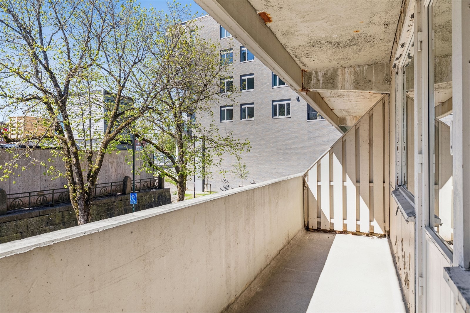 Balkongen er vestvendt Galleribilde